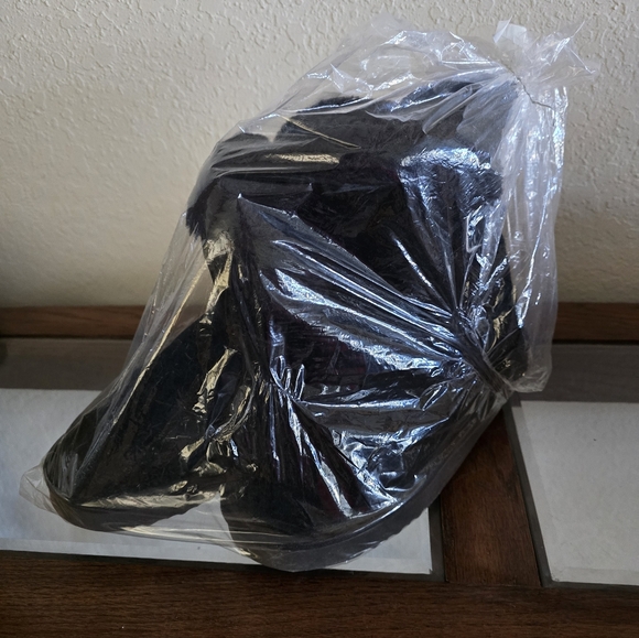 NEW black fleece lined sueded boots. - Picture 5 of 6